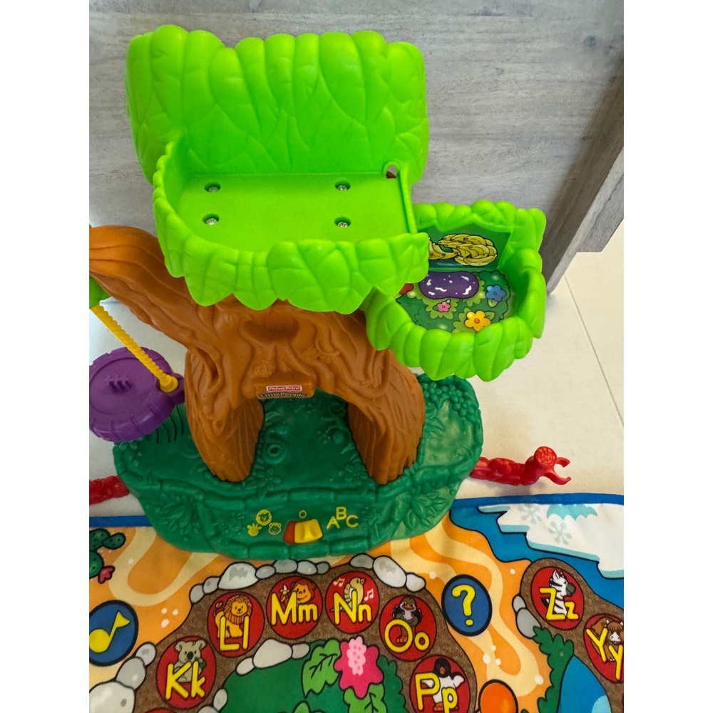 Fisher Price Little People A to ZLearning Zoo Alphabet Mat Tree House Toy 2004 - Picture 9 of 9